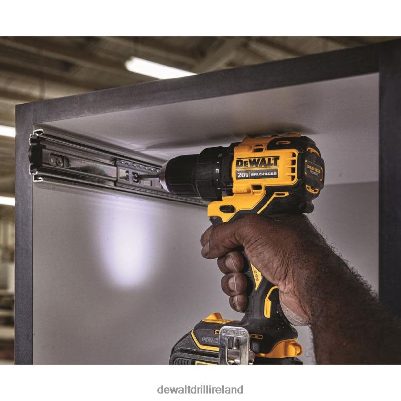20V MAX Brushless Compact 1/2 in. Drill/Driver Kit (2 Batteries) DEWALT 08Z0J33 Tools