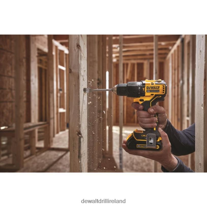 ATOMIC 20V MAX Compact Cordless 1/2 in. Hammer Drill/Driver with 20V MAX Battery Bundle DEWALT 08Z0J178 Tools