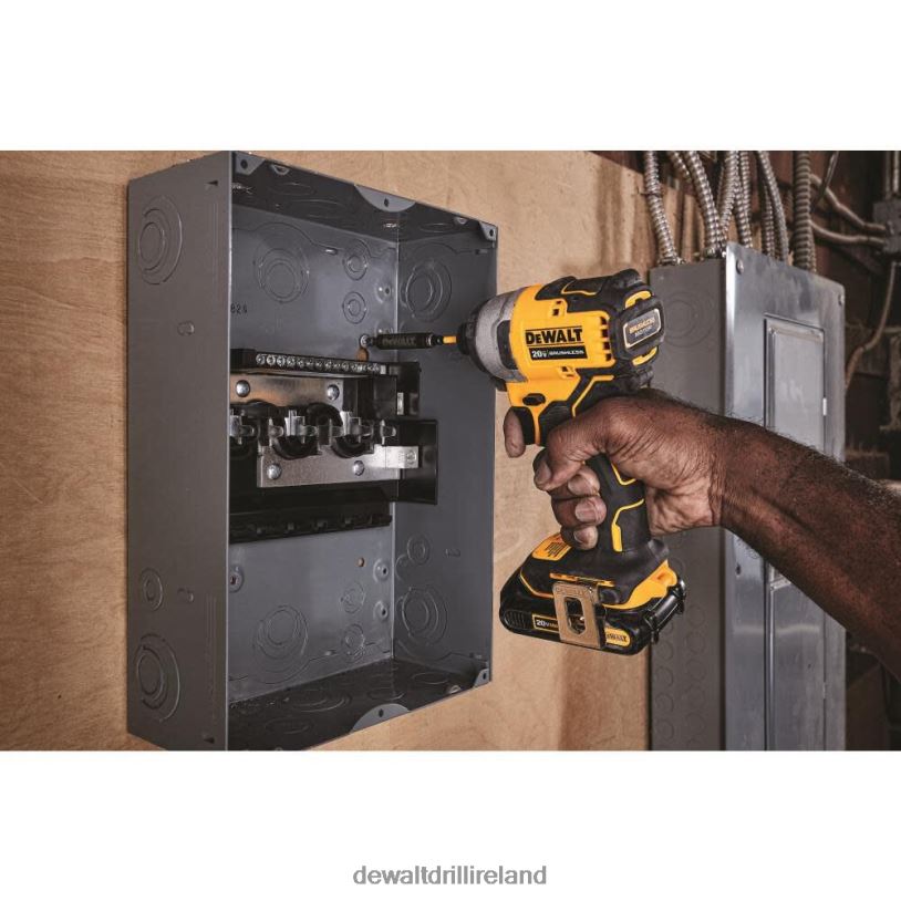 20V MAX Brushless Atomic Compact 1/4in Impact Driver Kit (2 Batteries) DEWALT 08Z0J32 Tools