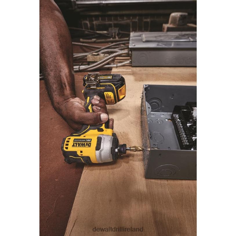 20V MAX Brushless Atomic Compact 1/4in Impact Driver Kit (2 Batteries) DEWALT 08Z0J32 Tools